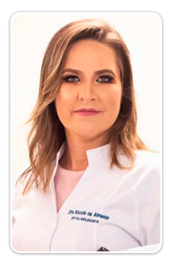 Dra. Nicolle Almeida